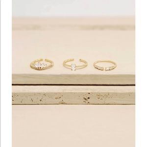 Brand new, in package Ettika adjustable ring set